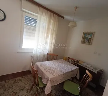 ZADAR -  BILI BRIG - 1. KAT - STAN S DVIJE SPAVAĆE SOBE I POGLEDOM NA MORE - cover