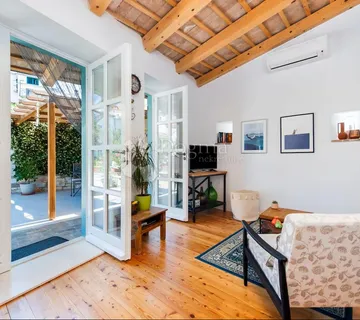 ROVINJ – Unikat! Kuća s velikom terasom  - cover