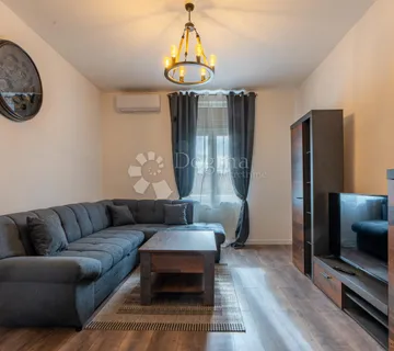 RIJEKA ADAPTIRAN, NAMJEŠTEN STAN 4S+DB SA VELIKIM BALKONOM - cover