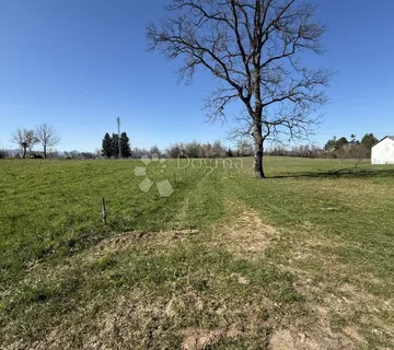 ZEMLJIŠTE NA PRELJEPOJ I MIRNOJ LOKACIJI MOGUĆA PARCELACIJA - cover