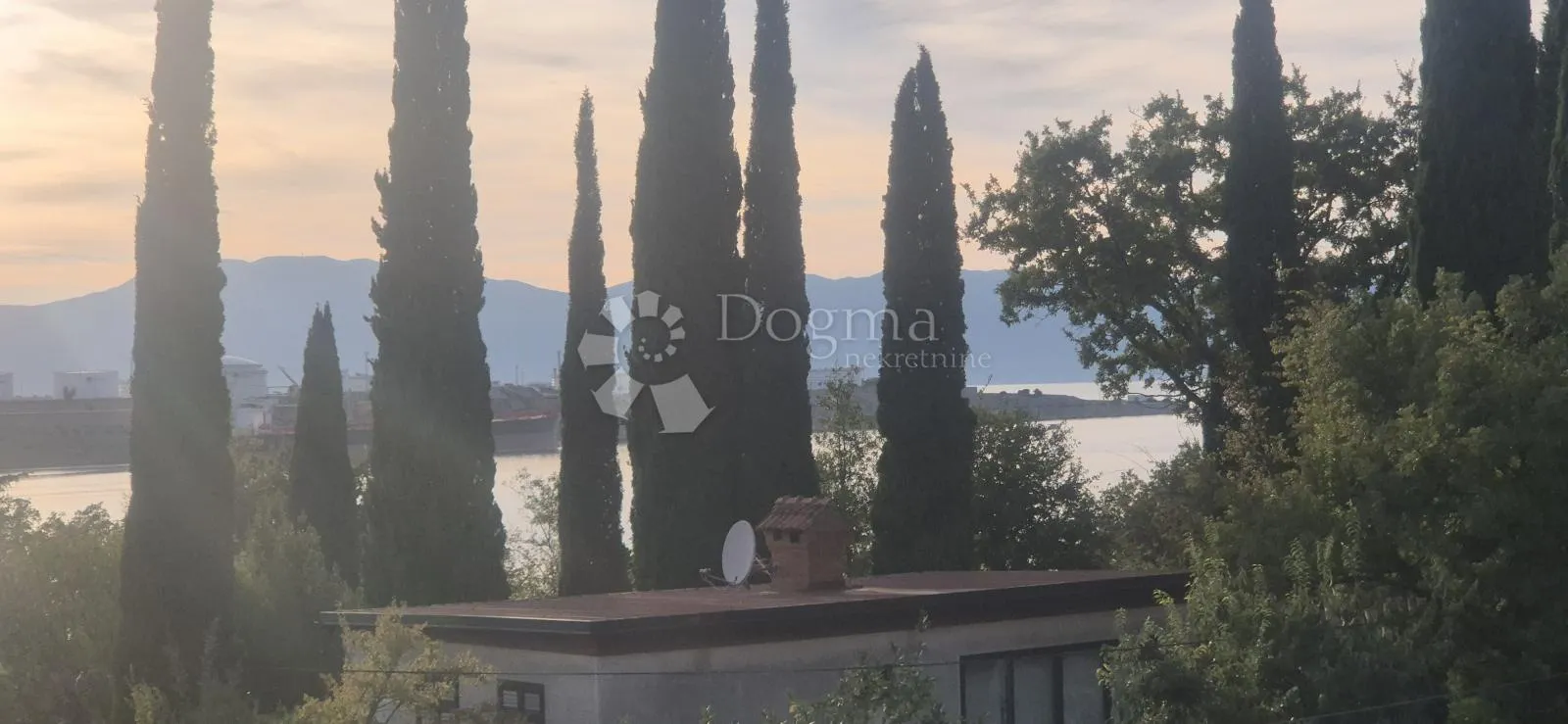 Krk - apartman 2s+db u novogradnji 150 metara od mora - cover