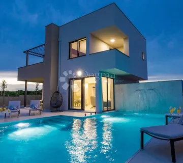 Rijetkost na tržištu: luksuzna villa idealnih specifikacija  - cover