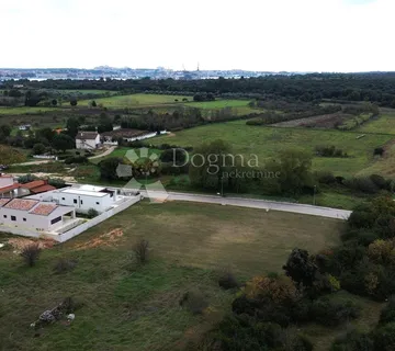 2 Građevinska zemljišta sa priključcima vode - cover