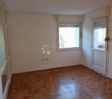 Podmurvice - odličan 1sb+db za investiciju ili život - cover