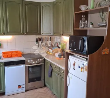 CENTAR KORZO STAN ZA NAJAM - cover