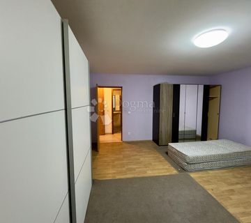 Prostran dvoetažni stan, Remete, 150 m² - cover