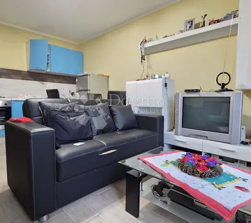 Mali stan u Jurdanima, 1s + DB, 40 m2 - cover