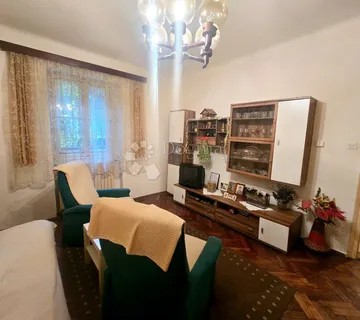 STAN S GARAŽOM U CENTRU ZAGREBA - cover