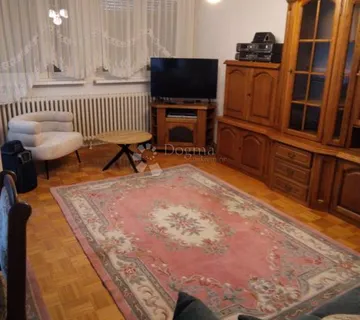 POSEBNA PRILIKA: prostran stan na Sjenjaku - cover