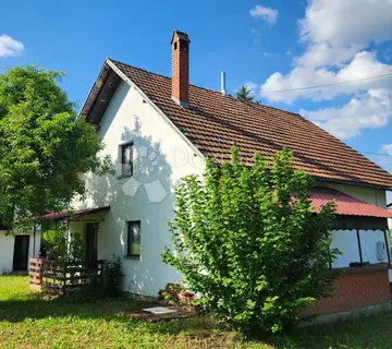 Kuća za adaptaciju u Sisku - cover