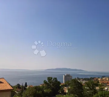 Centar Opatije, stan s garažom - cover