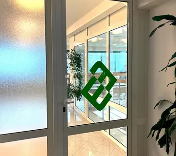 ROVINJ – komforan, dobro opremljen ured  - cover