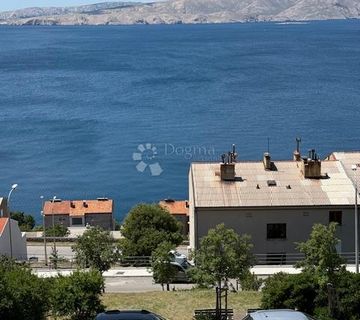 SLATKI STAN S POGLEDOM NA MORE - SENJ, BLIZINA PLAŽE! - cover