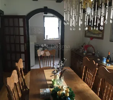 Samostojeća kuća sa poslonim prostorom, Delnice - cover