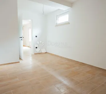 PETRČANE - S4 LUKSUZAN STAN NA 2. KATU S KROVNOM TERASOM - cover