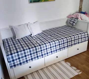 Barbariga, apartman kraj mora - cover