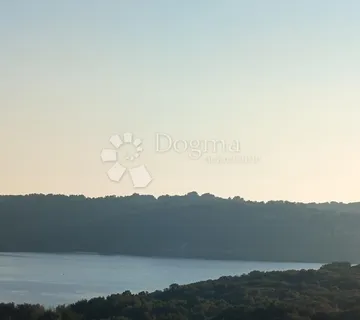 Građevinsko zemljište 656 m2 sa pogledom na more - Vinkuram - cover