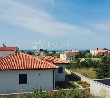STAN NA 1. KATU SA POGLEDOM NA MORE I BRIJUNE - cover