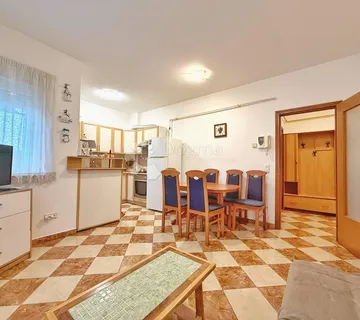 PRILIKA, JEDNOSOBAN STAN U ROVINJU - samo u Dogmi - cover