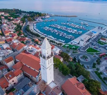 Novi Vinodolski-TOP LOKACIJA,CENTAR GRADA,UHODANI POSAO - cover