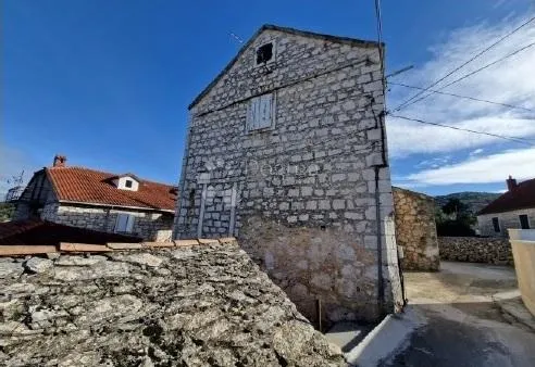 KAMENA STARINA ZA ADAPTACIJU NA OTOKU BRAČU - cover