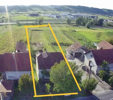 Kuća za adaptaciju na odličnoj lokaciji nadomak Krapine! - cover