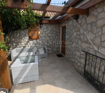 Autentična kamena kuća s konobom na otoku Molatu – Investicija u mir, luksuz i tradiciju (-CK-) - cover