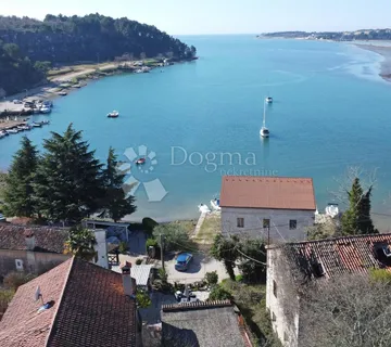 Mediteranski raj na par koraka od mora - cover