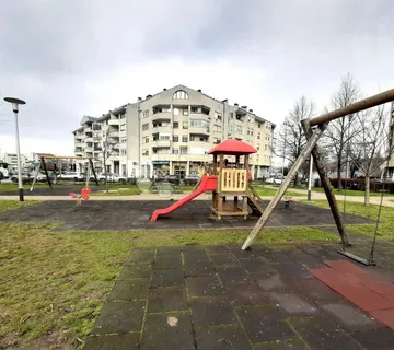 Trešnjevački plac 50 m – 2,5 soban stan s lođom, 61 m2 - cover