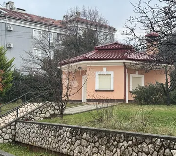 Simpatičan poslovni prostor / Kozala - cover