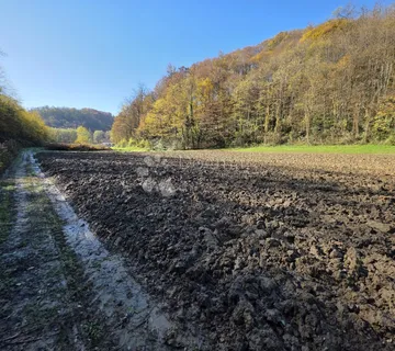 Poljoprivredno zemljište 2.464m² u Selnu kod Krapinskih Toplica - cover