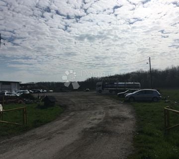 ZAGREB OKOLICA -ZEMLJIŠTE U GRAĐEVNOJ ZONI - 6900 m2 - cover