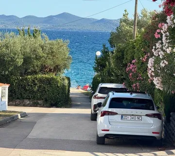 PETRČANE PUNTA SKALA KUĆA NA PARCELI 505M2 BLIZINA MORA - cover