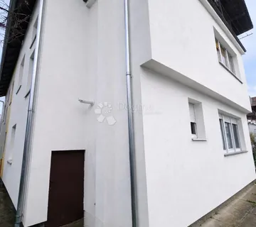 PROSTRANA OBITELJSKA KUĆA U SESVETAMA - cover