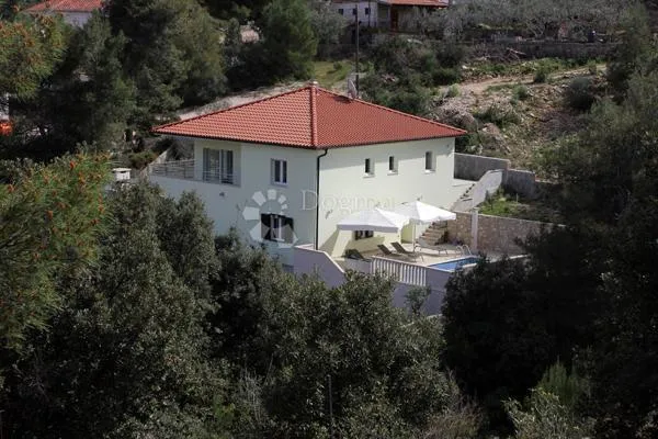 Kuća s potencijalom  - cover