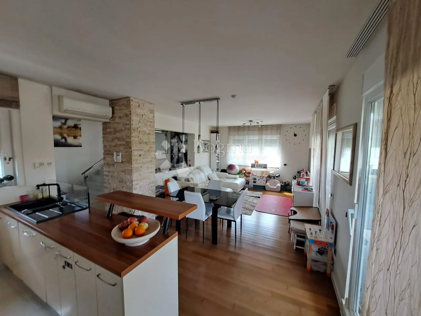 Penthouse Laščina: Prodaja 116m2 + Garaža - cover