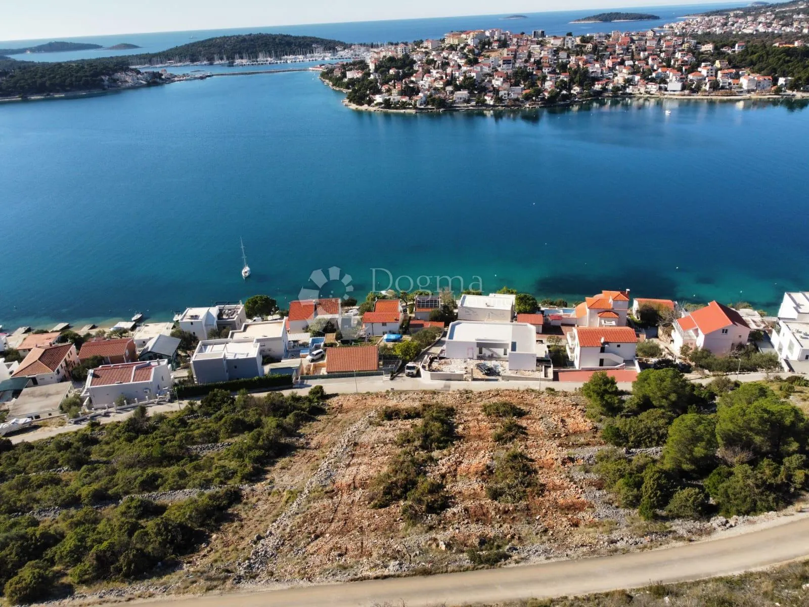 ROGOZNICA- TOP ZEMLJIŠTE 2359M2 - cover