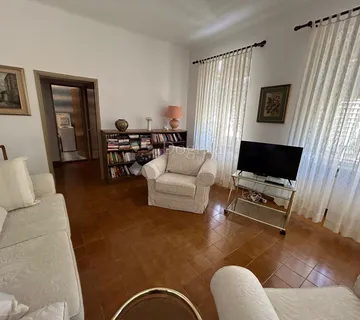 Centar, dugoročni najam, stan s vrtom na korištenje - cover