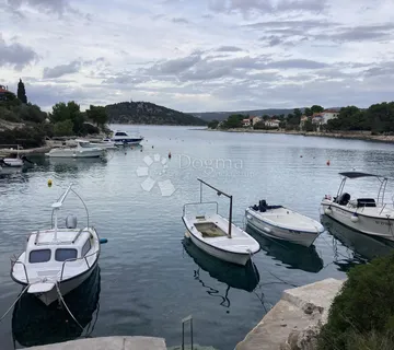 ZA INVESTITORE – Atraktivno građevinsko zemljište, s prekrasnim pogledom na more! - cover