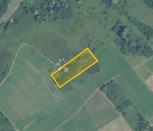 Zemljište površine 1.730 m² - cover