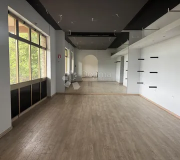 SAMOSTOJEĆA KUĆA SA POTENCIJALOM - KUKULJANOVO - cover