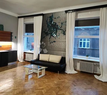 Povijesni stan u Jurišićevoj, 112 m² + terasa, lift - cover