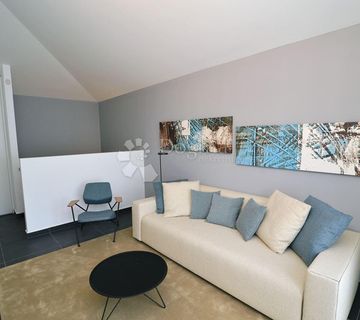 LOVRAN - Ekskluzivni stan 50 metara od mora - cover