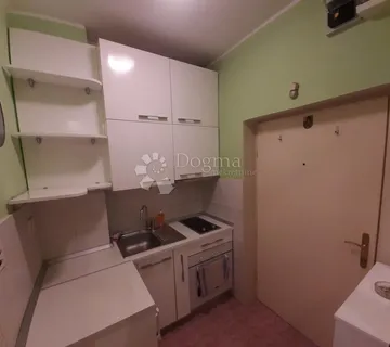 Namješten stan, Ozaljska, idealan za investiciju i stanovanje - cover