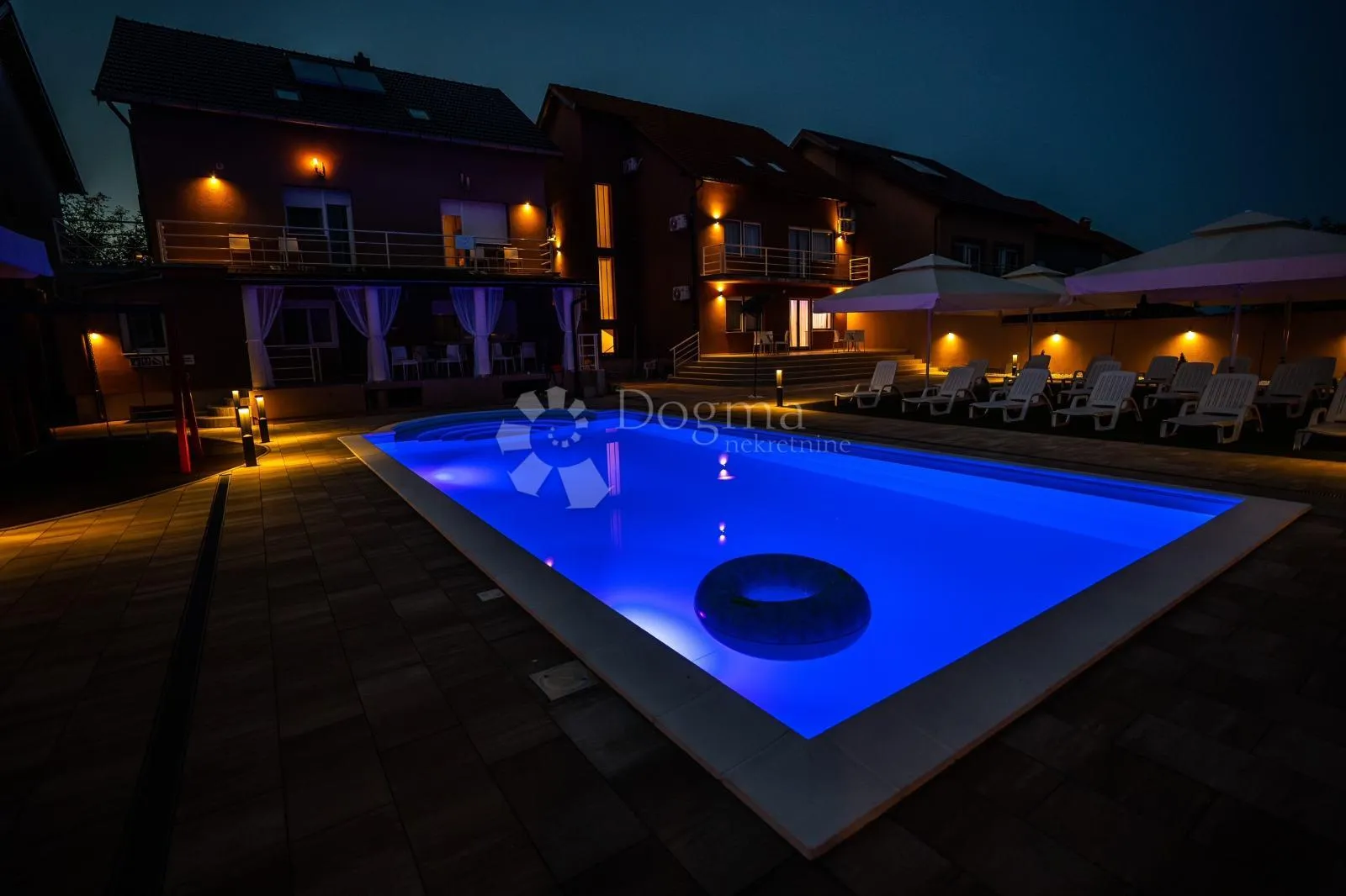 Villa Biser Dunava 1 & 2 – luksuzne vile uz Dunav - cover