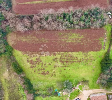 Materada, Građevinsko zemljište 773m2  - cover