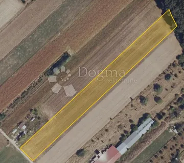 ODLIČNA INVESTICIJA: veliko zemljište u građevinskoj zoni – Josipovac, Osijek - cover