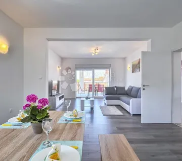 Prekrasan stan u novogradnji - 2 167€/m2 - Ližnjan - 1,5 km od mora - cover