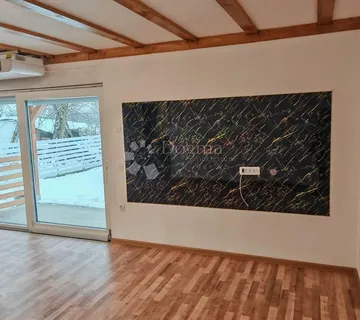 Super moderna kuća u izgradnji! - cover