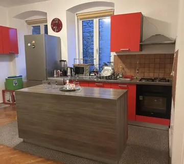 RIJEKA , CENTAR -Stan u centru  grada stan površine 53.22m2 - cover
